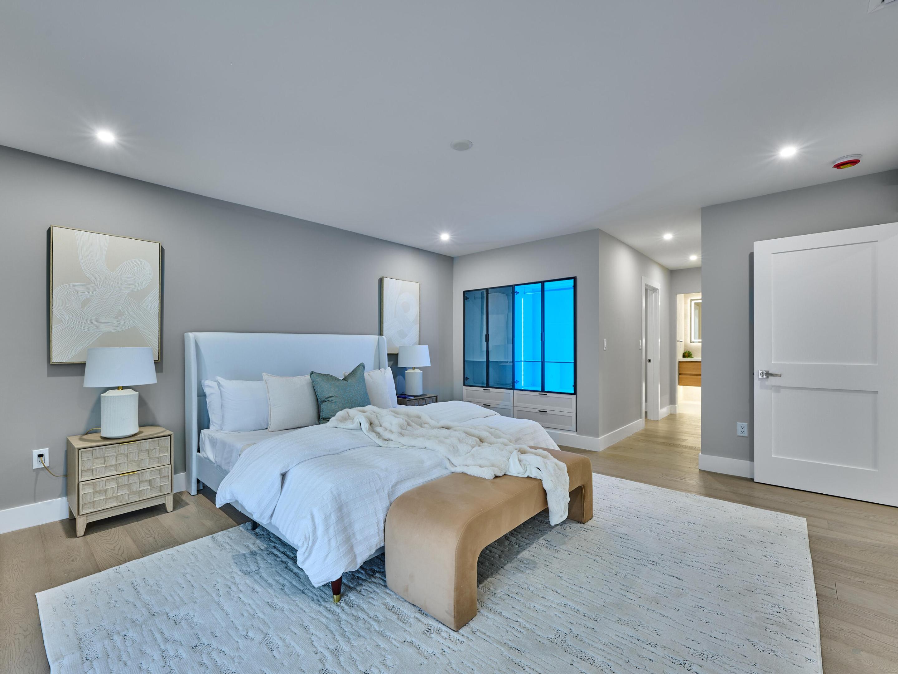 PALM BEACH ISLES 2 - Residential