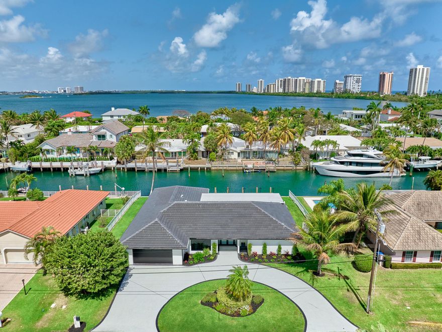 Completely remodeled waterfront home on Singer Island.  2025 New Roof, windows and doors, bathrooms, plumbing, electric, floors, water heater, AC units, washer and dryer. Enclosed florida room to expand living/entertainment space and add additional sq footage to the house.  

This is a beautifully redesigned home giving 5 bedrooms 4 baths, living room, sitting room, dining room, and a full two car garage with storage space.