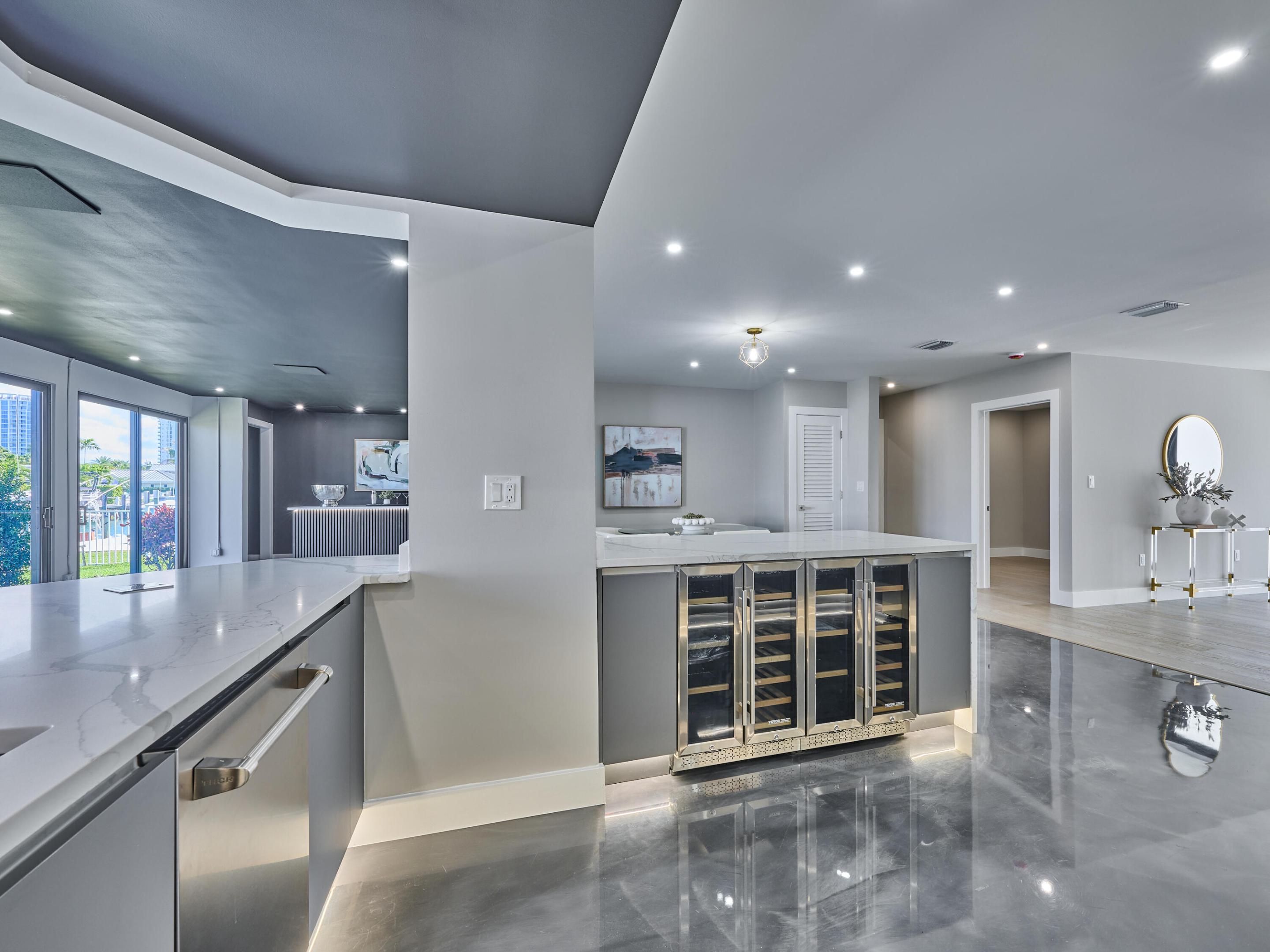 PALM BEACH ISLES 2 - Residential