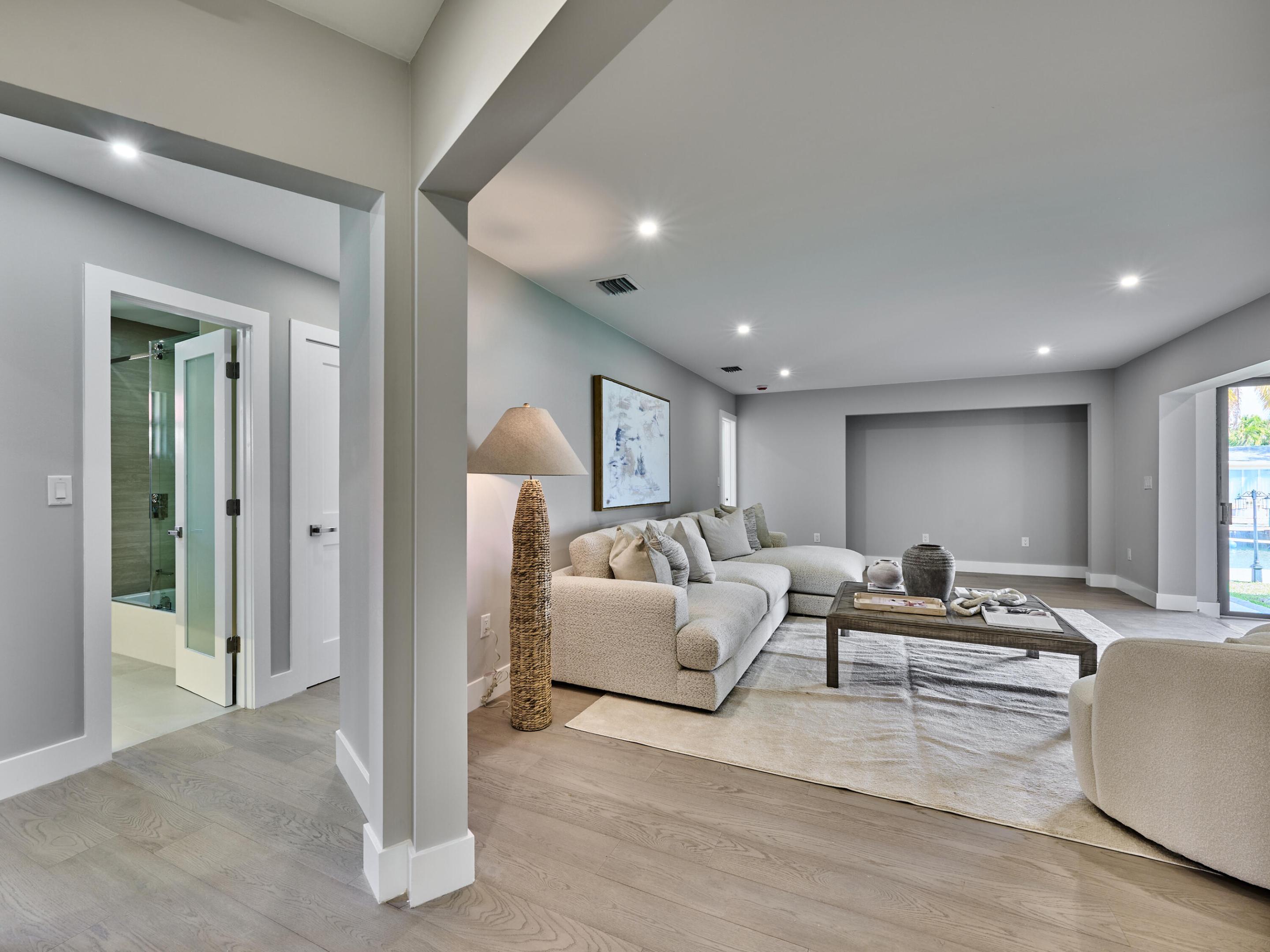 PALM BEACH ISLES 2 - Residential