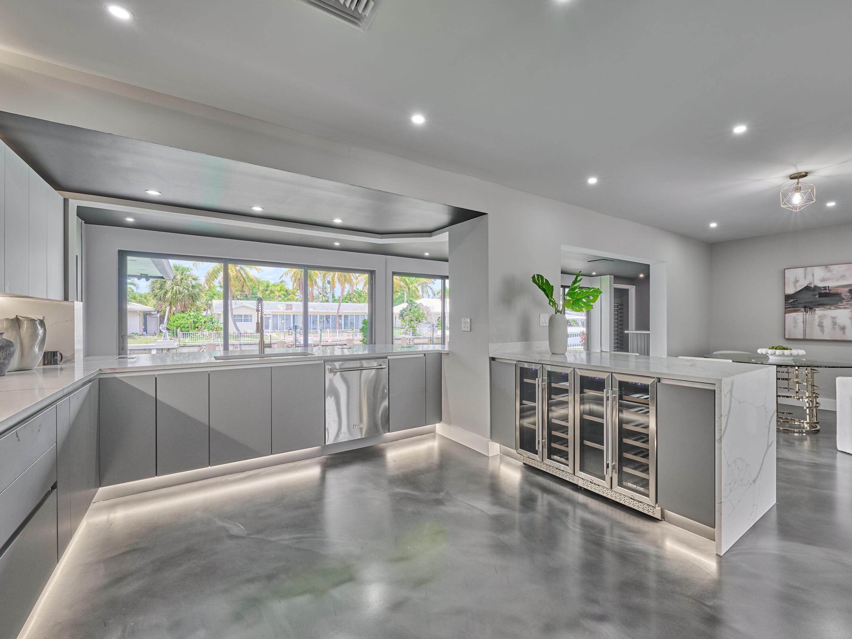 PALM BEACH ISLES 2 - Residential