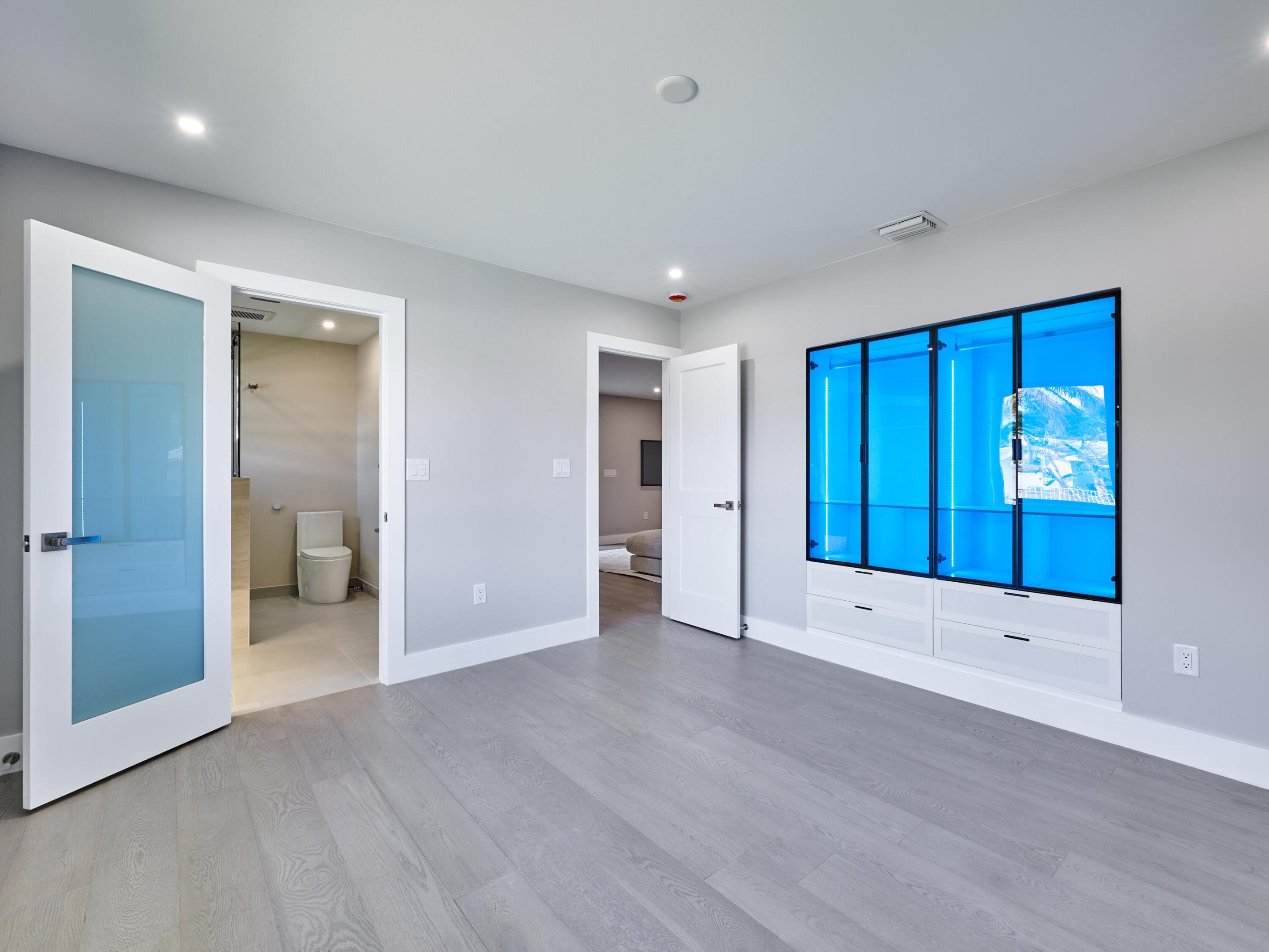 PALM BEACH ISLES 2 - Residential