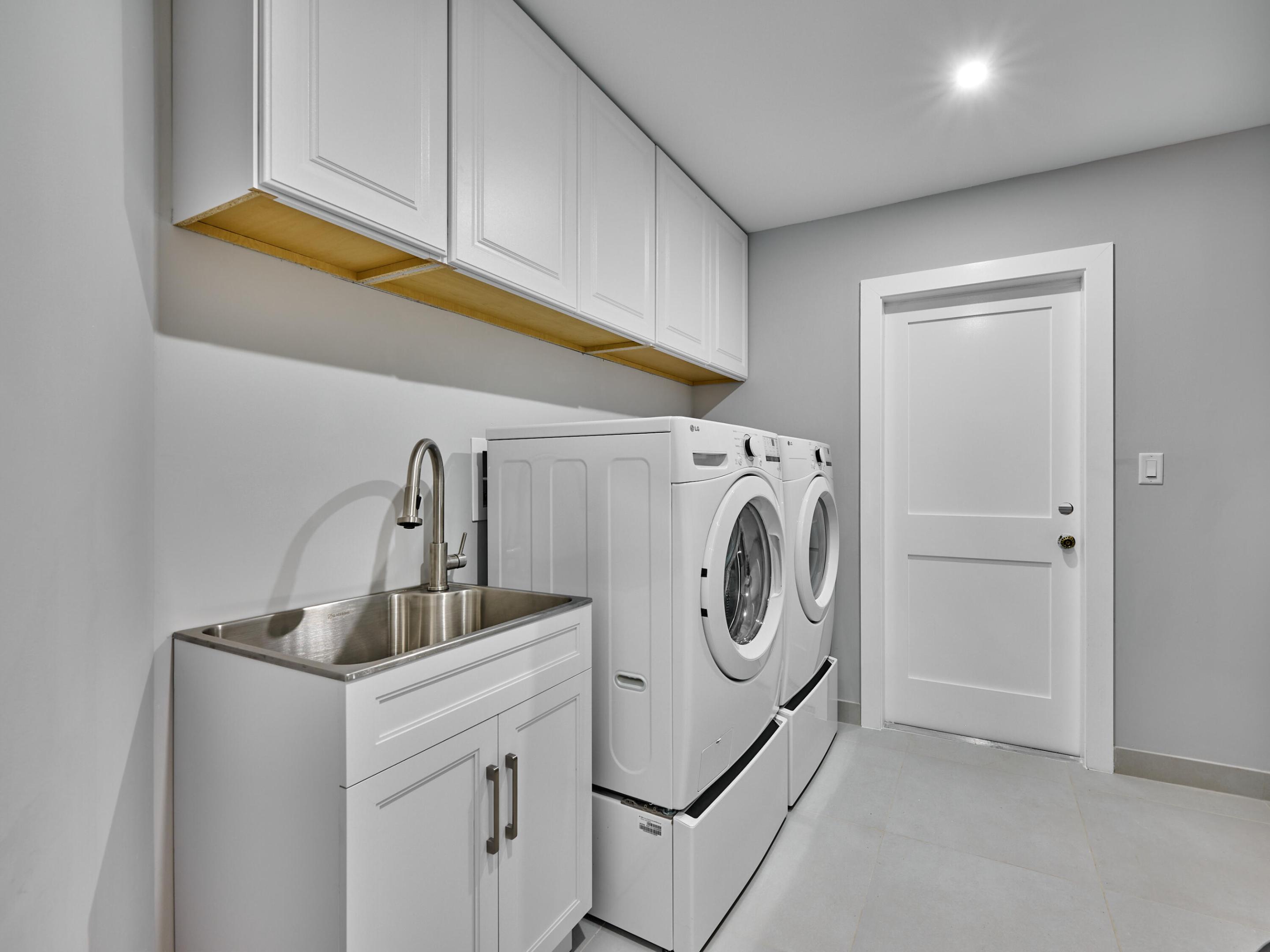 PALM BEACH ISLES 2 - Residential