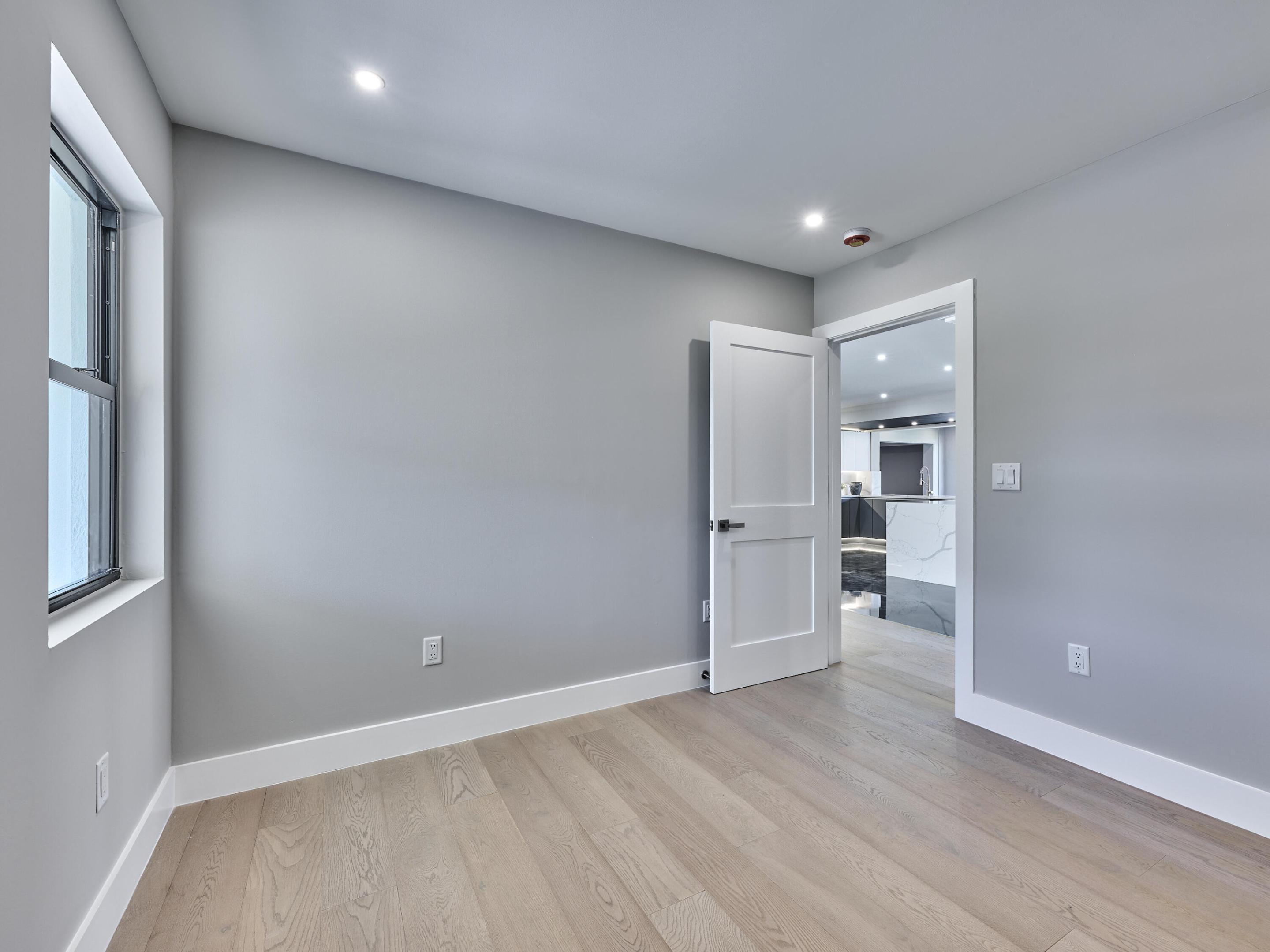 PALM BEACH ISLES 2 - Residential