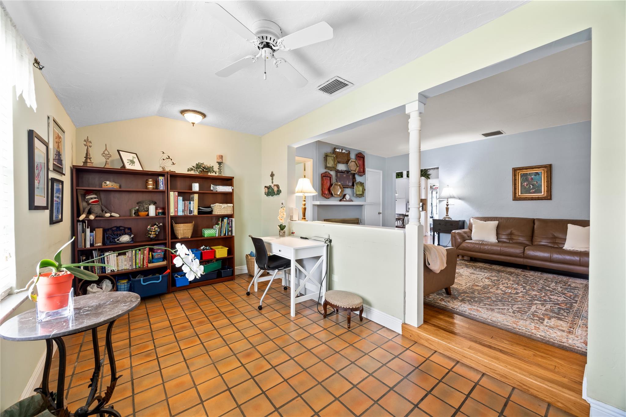 1617 Dewey