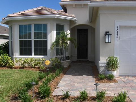 A home in Port St Lucie