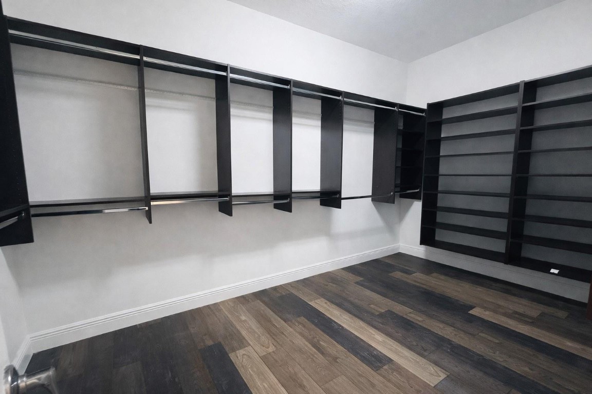 Coral Lago 182-31 B - Residential