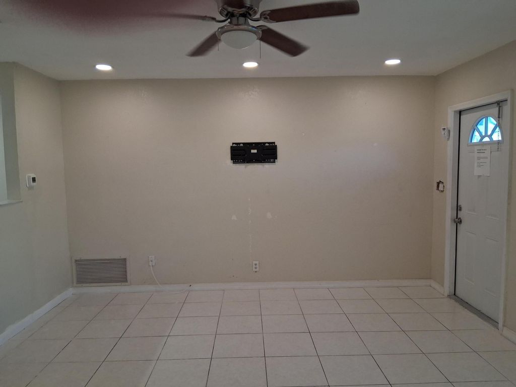 Photo of 3021 NW 2nd Avenue, Pompano Beach, FL 33064 (MLS # B26010313)