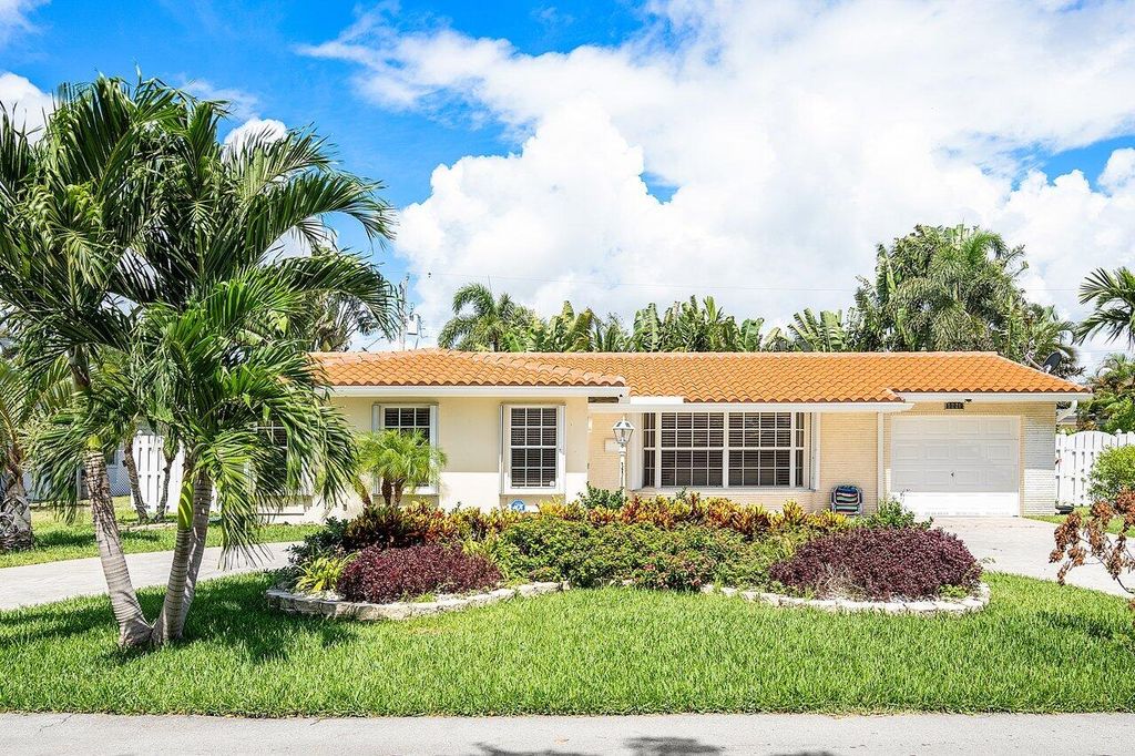 Photo of 5221 NE 26th Avenue, Lighthouse Point, FL 33064 (MLS # B26013027)