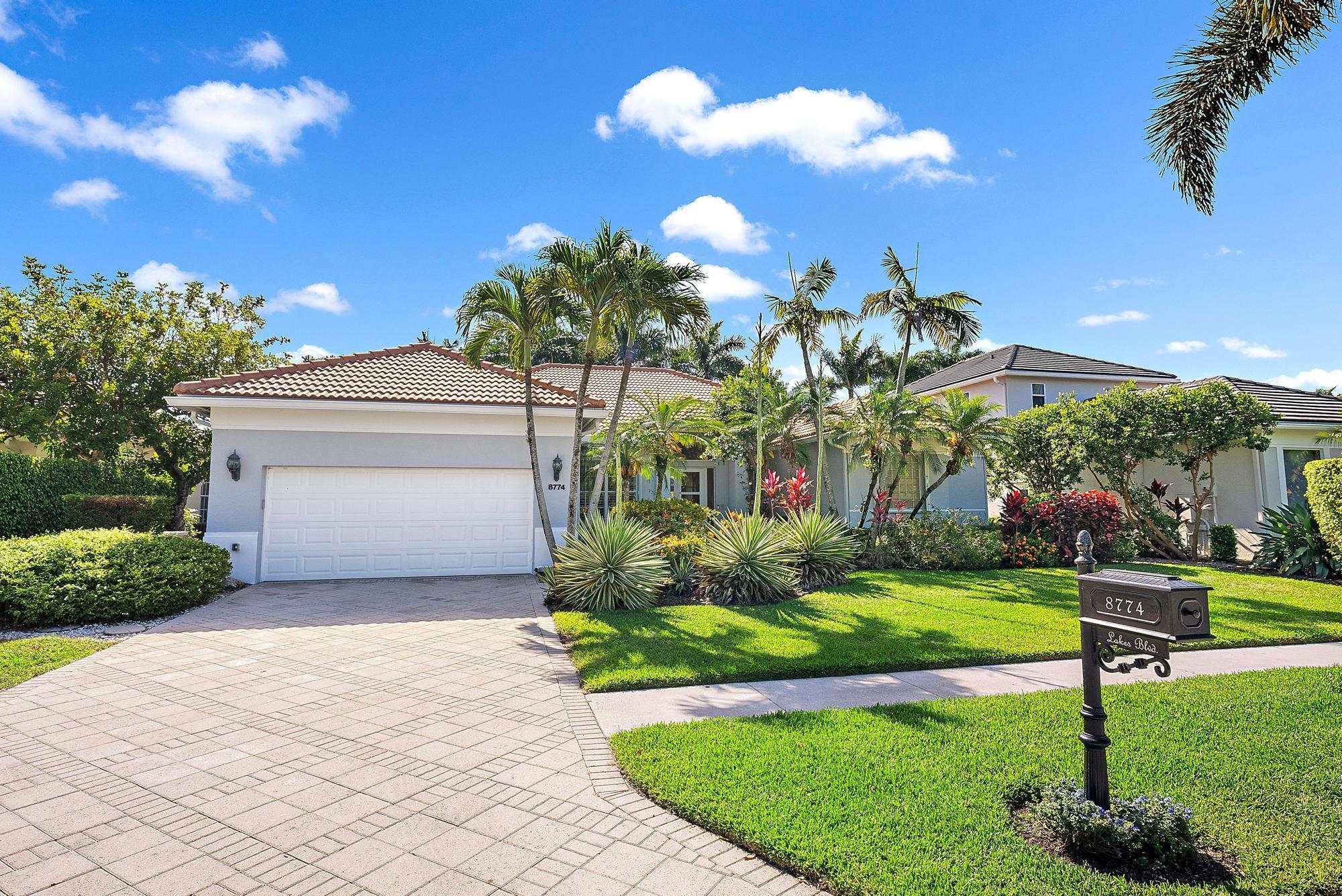 Property Search 8774 Lakes Boulevard