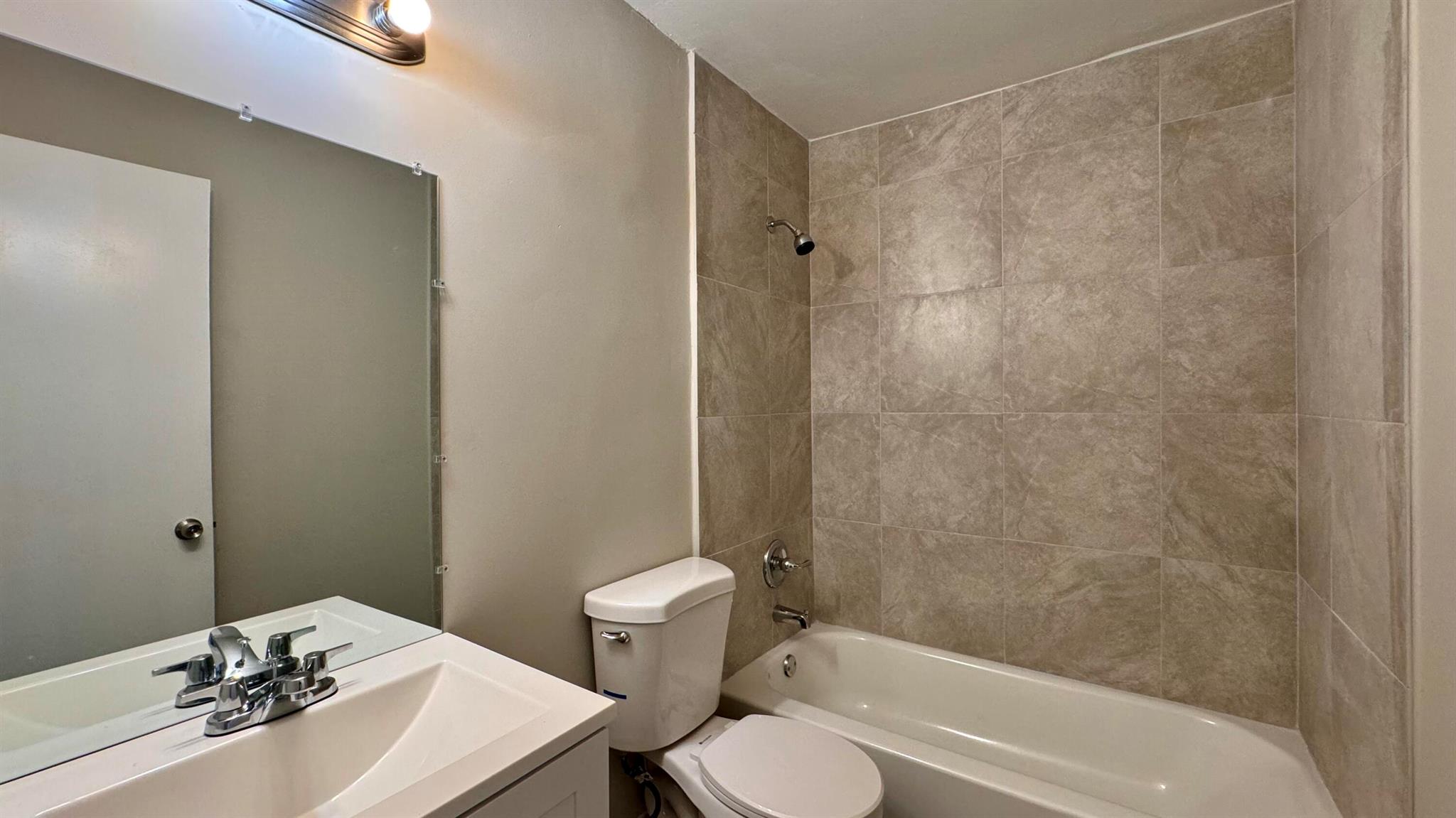 6th Ave - Residential Lease