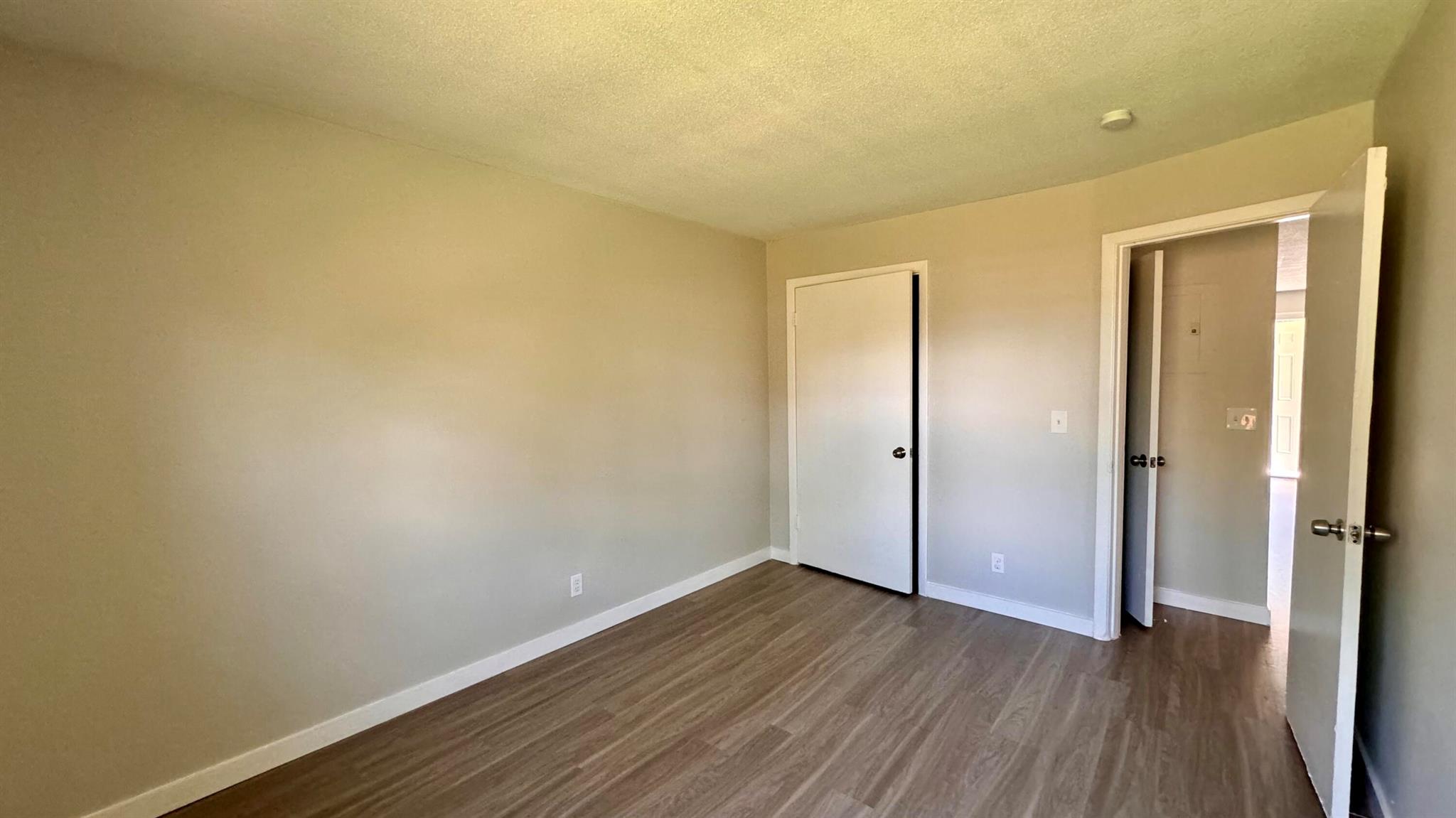 6th Ave - Residential Lease