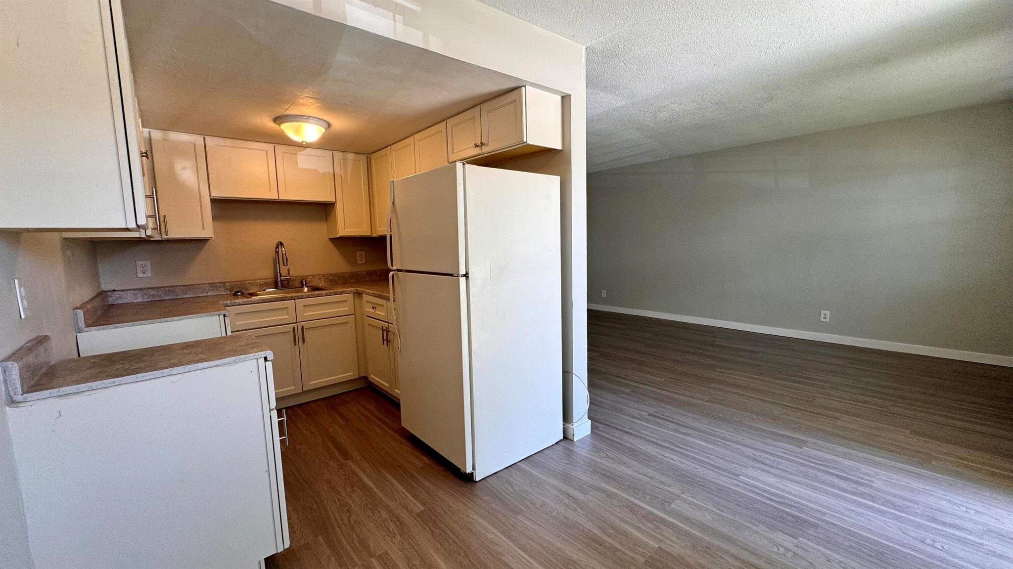 6th Ave - Residential Lease