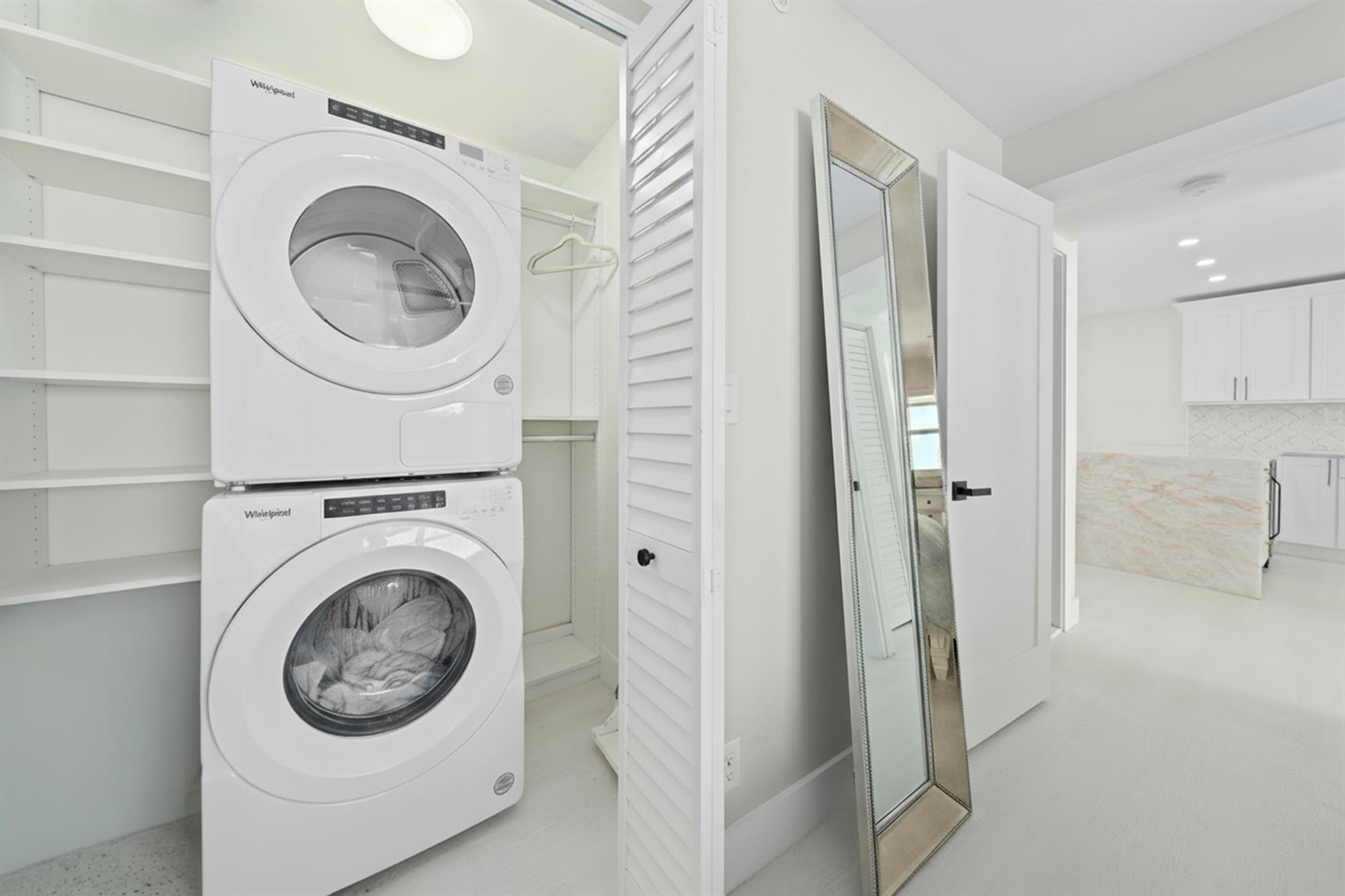 SEAGATE OF HIGHLAND CONDO - Residential