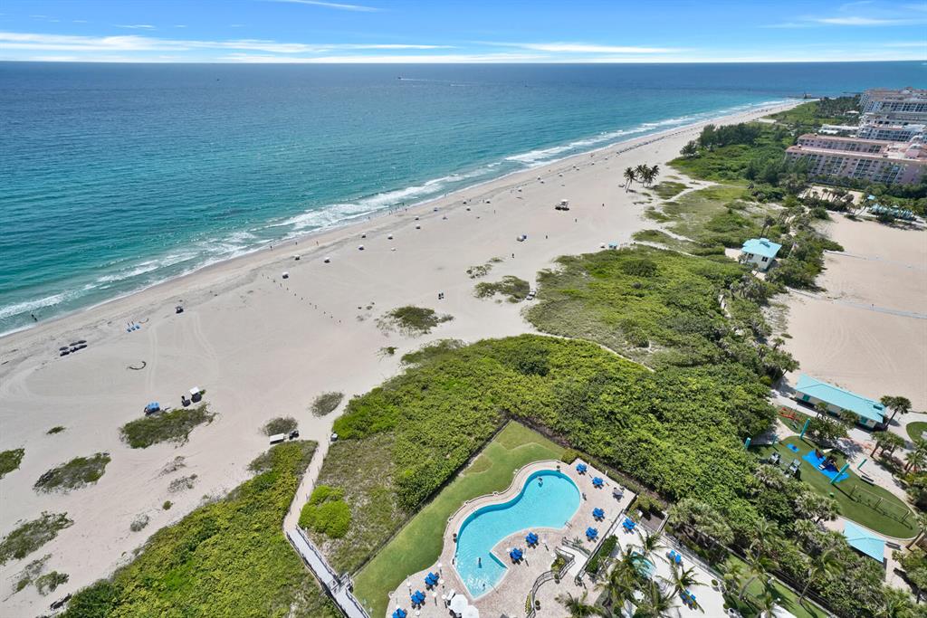 RITZ CARLTON RESIDENCES - Residential