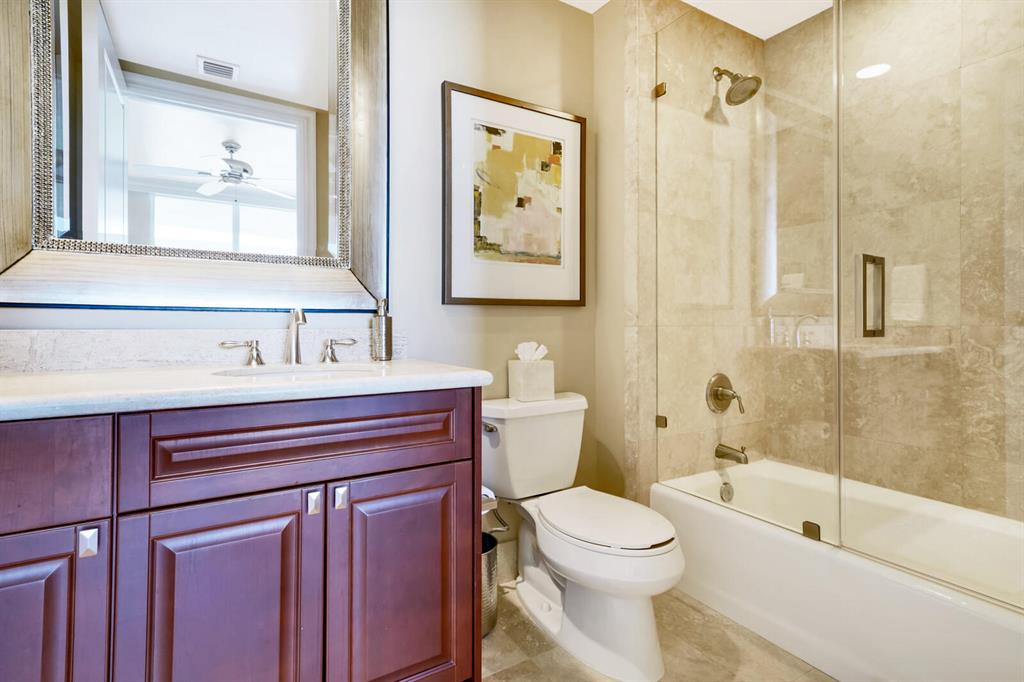 RITZ CARLTON RESIDENCES - Residential