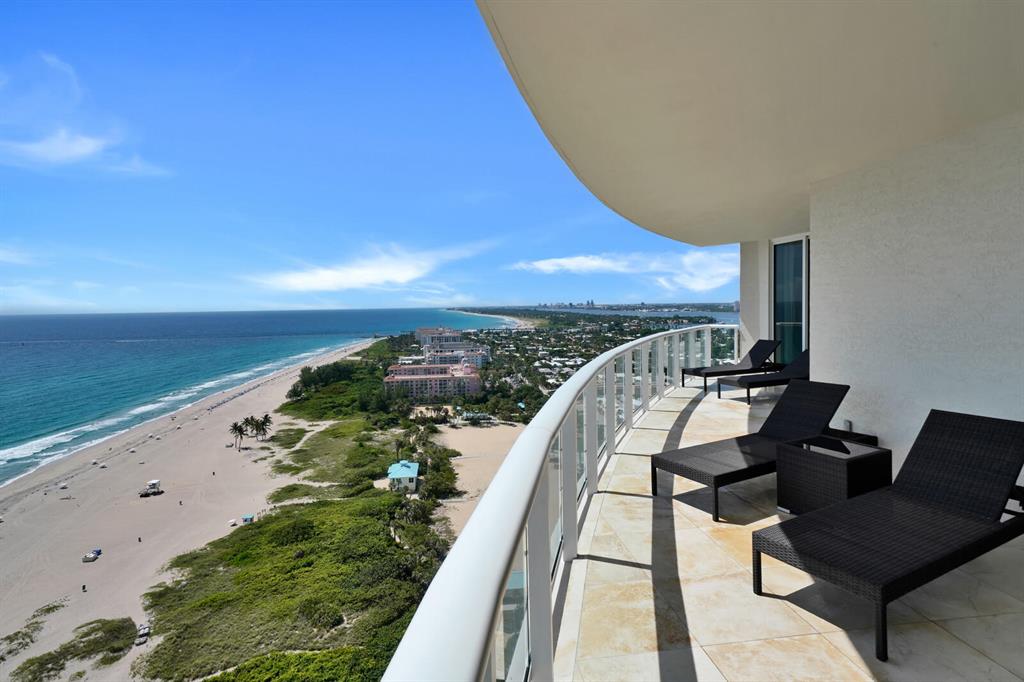 RITZ CARLTON RESIDENCES - Residential