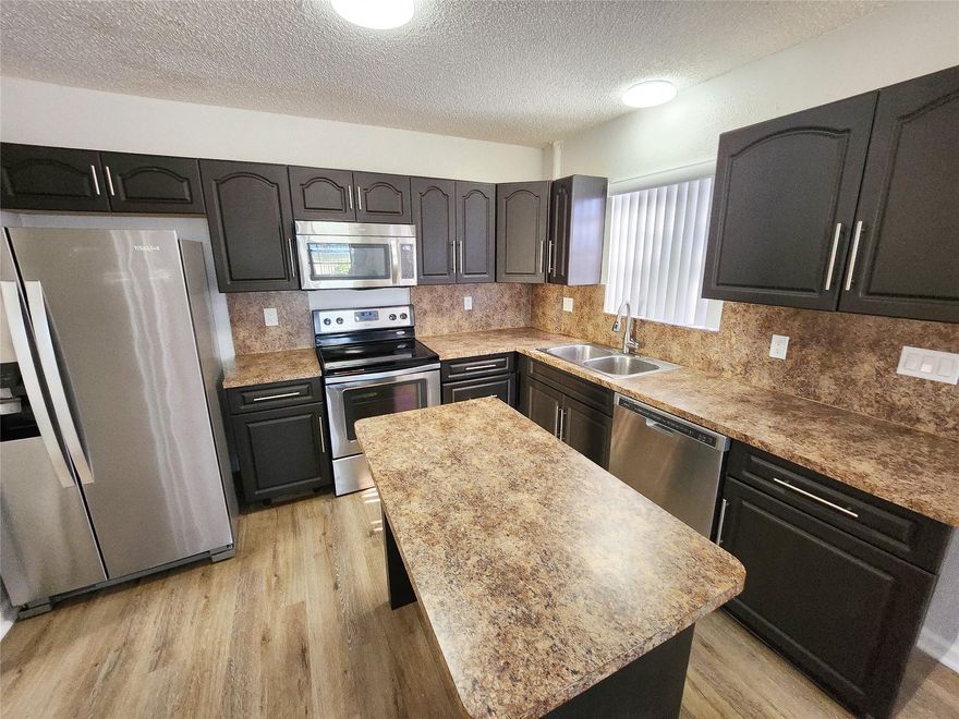 Enjoy overlooking one of the widest Intracoastal views in all of Hollywood Beach from this bright and spacious 1-bedroom apartment on Ocean Drive. Located on the quiet south end of the Hollywood Beach Broadwalk, you’re just steps from the sand and moments from restaurants, shops, live music, Margaritaville, and more.

This extra-large unit offers sunny windows throughout, a generous kitchen, central AC and a laundry/entry room with a full-size washer and dryer—a rare convenience at the beach. Also included is a dedicated parking space, with additional street parking available.

Perfectly positioned for both relaxation and accessibility: 10 minutes to FTL Airport and 15 minutes to the Hard Rock Casino. A must-see for renters seeking coastal living with unbeatable views.