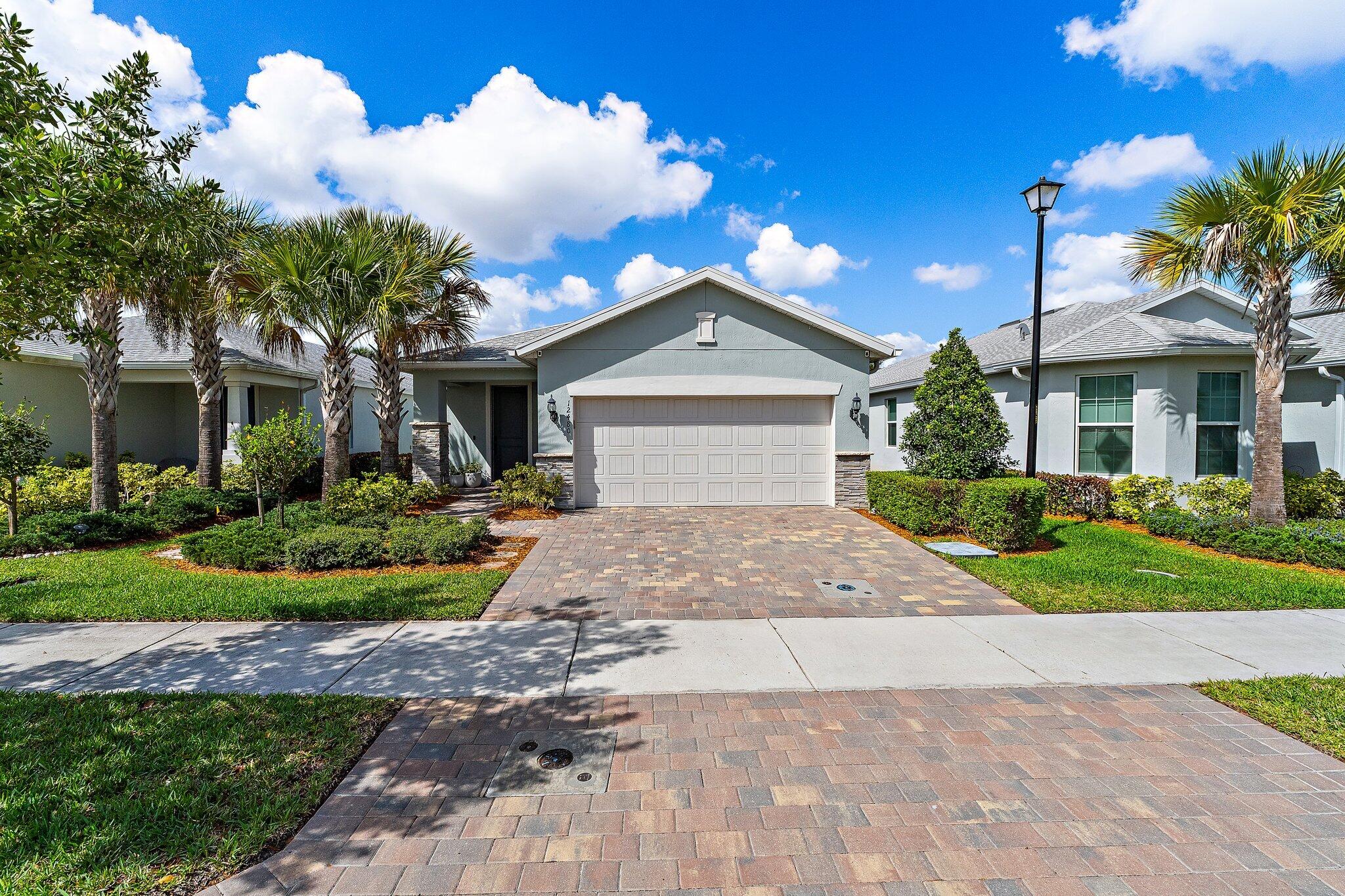 PULTE AT TRADITION PHASE 1 - Residential