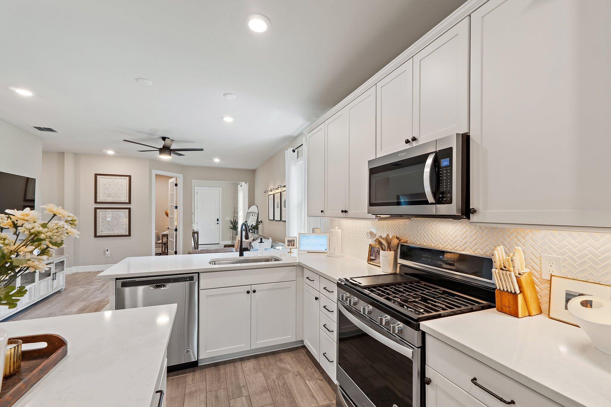 PULTE AT TRADITION PHASE 1 - Residential