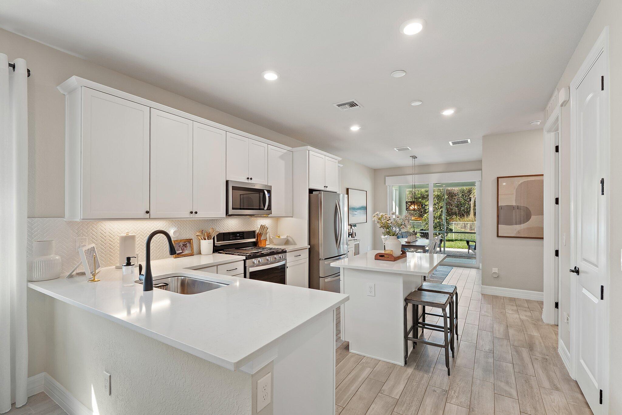 PULTE AT TRADITION PHASE 1 - Residential