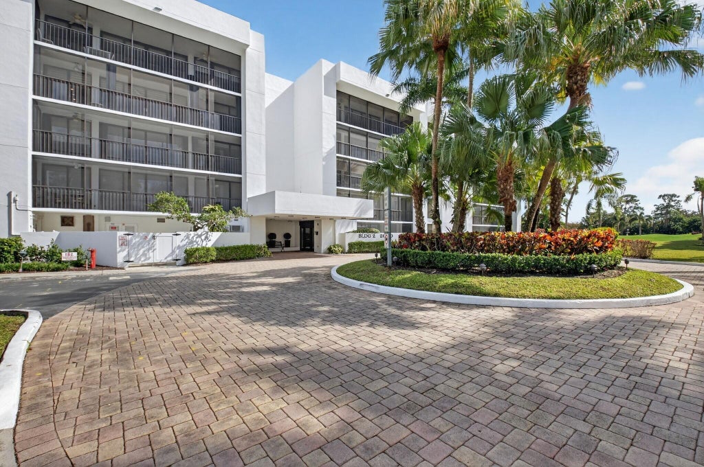 Photo of 20110 Boca West Drive #255, Boca Raton, FL 33434 (MLS # B26071253)