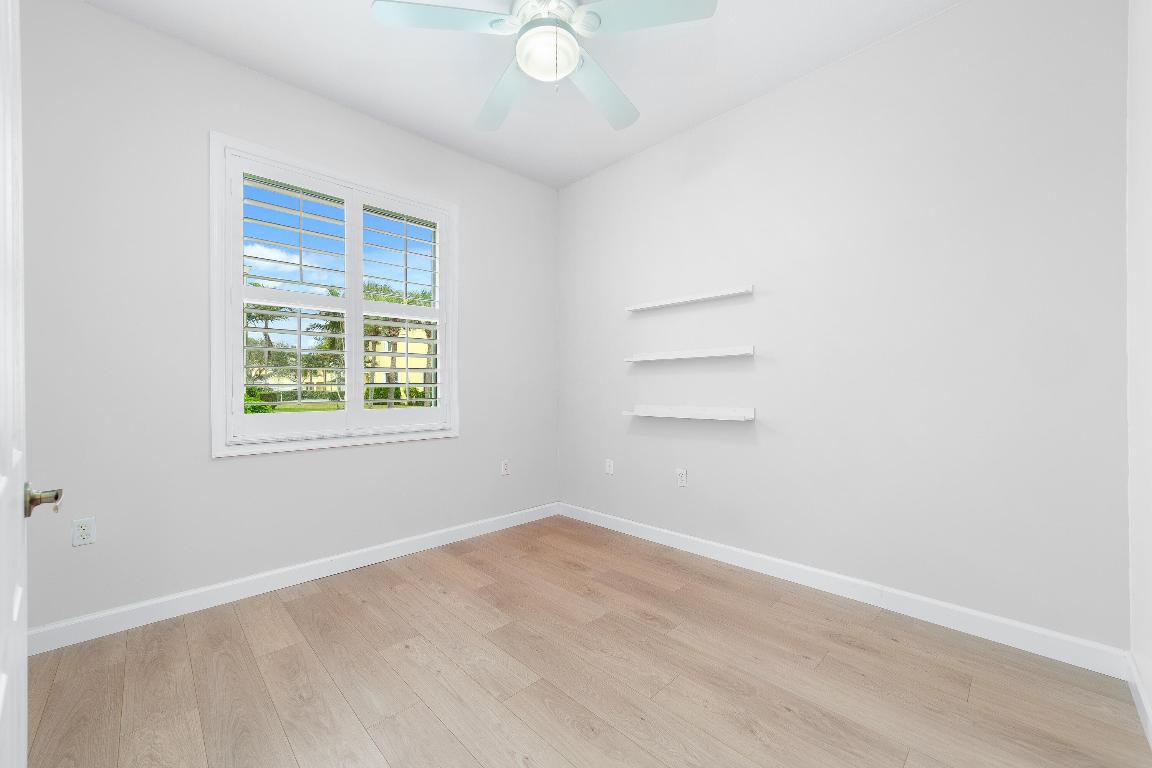 MARINER BAY - Residential