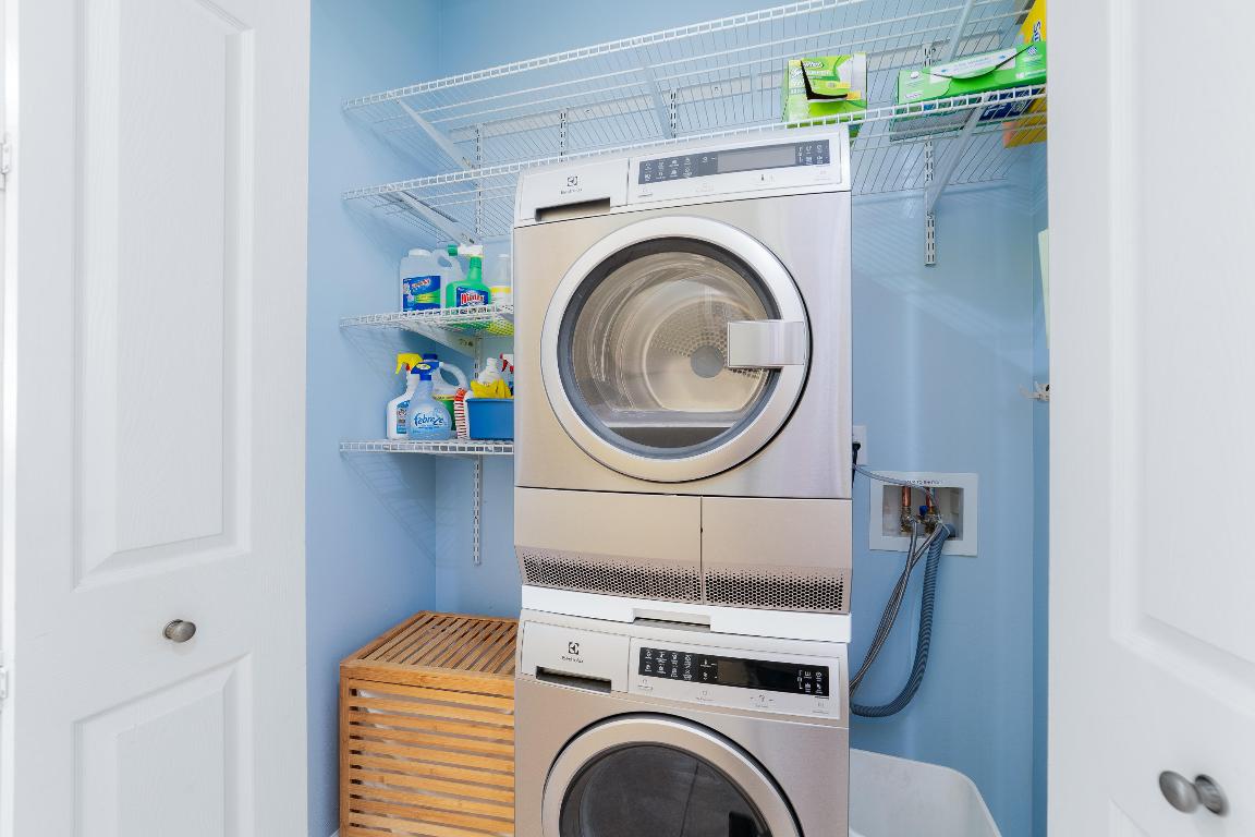 MARINER BAY - Residential