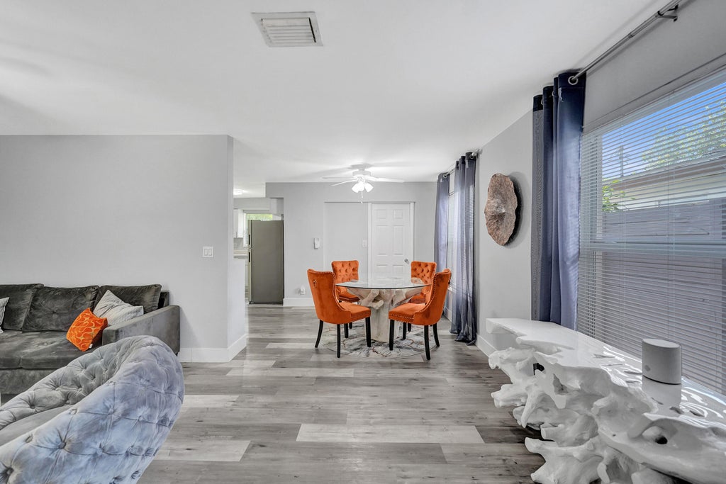 Photo of 1624 NW 9TH Avenue, Fort Lauderdale, FL 33311 (MLS # B26079902)