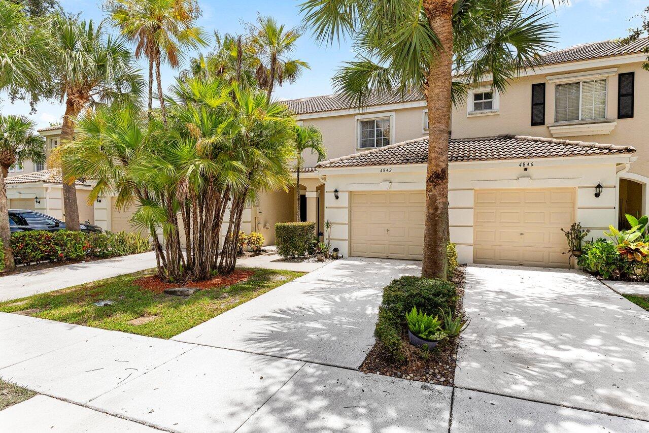 PalmBrooke Townhomes - Residential