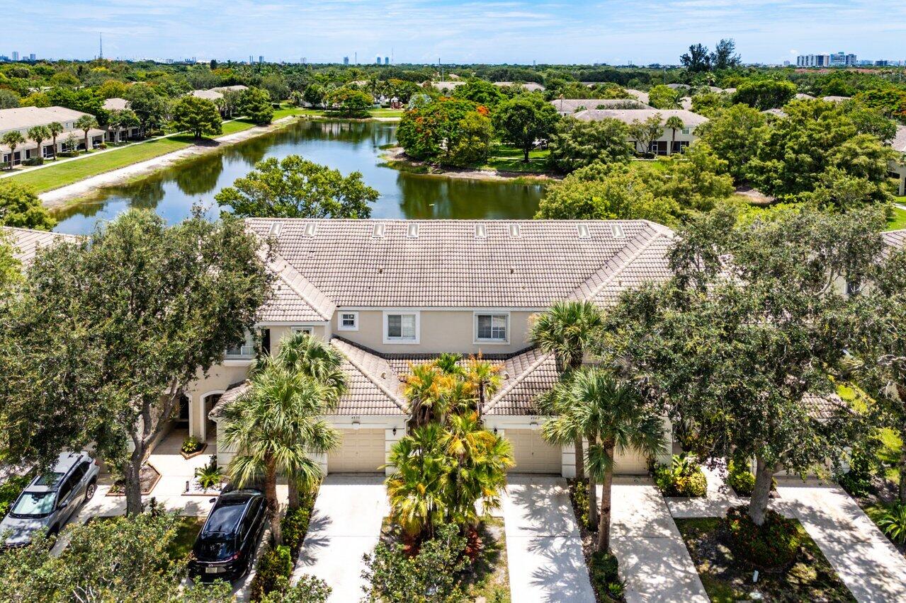 PalmBrooke Townhomes - Residential