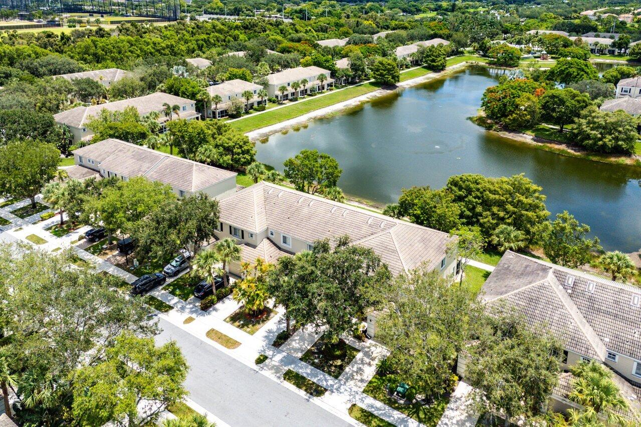 PalmBrooke Townhomes - Residential