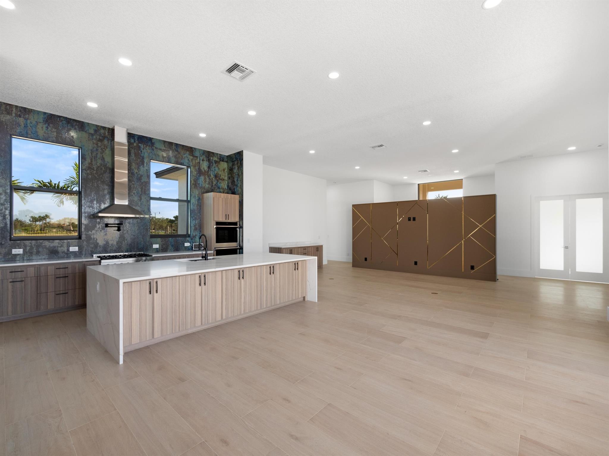 TRADITION PLAT NO 48 - Residential