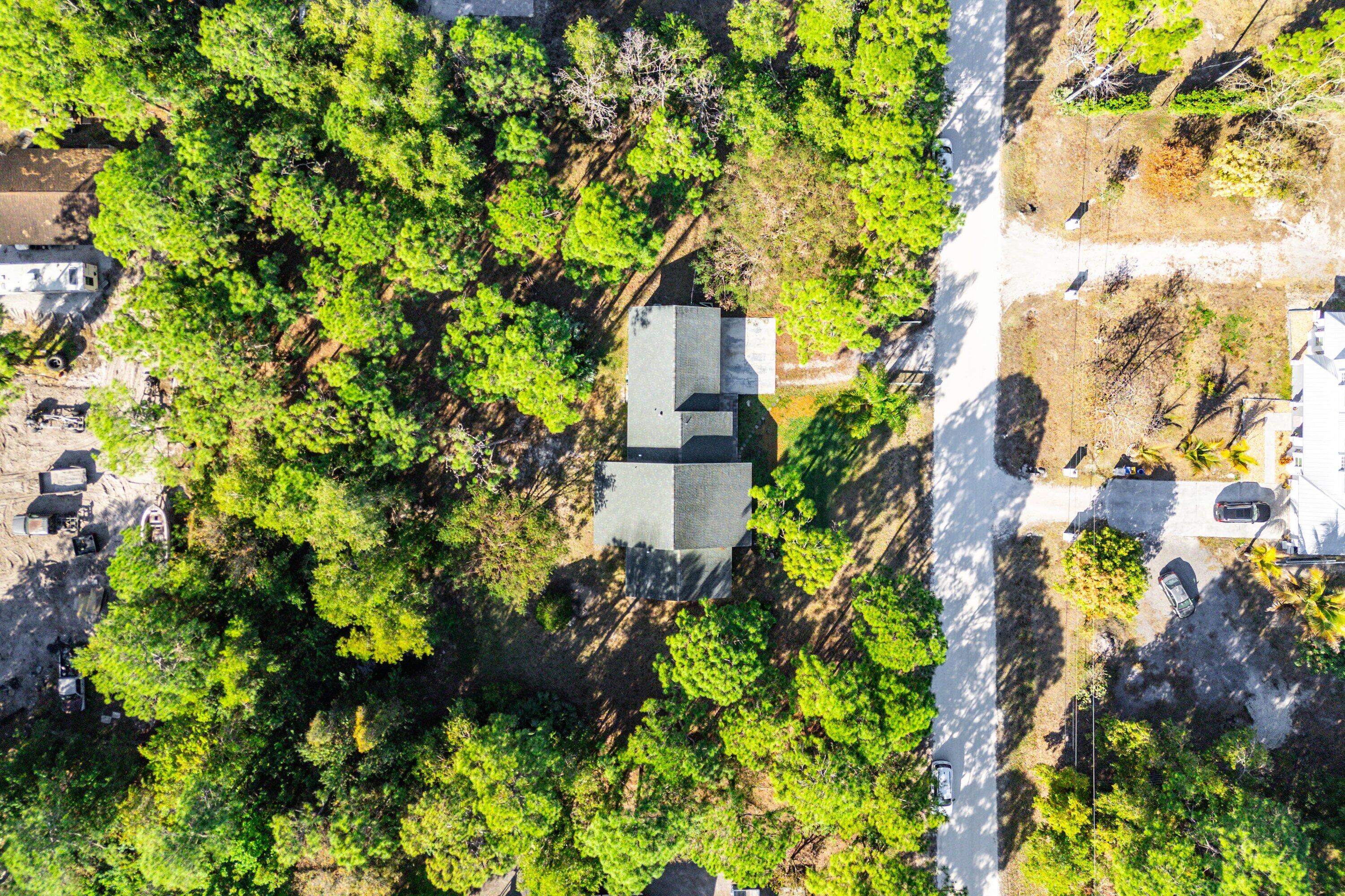 11-43-40~ N 237.9 FT OF S   3380.6 FT OF E 209.6 F - Residential