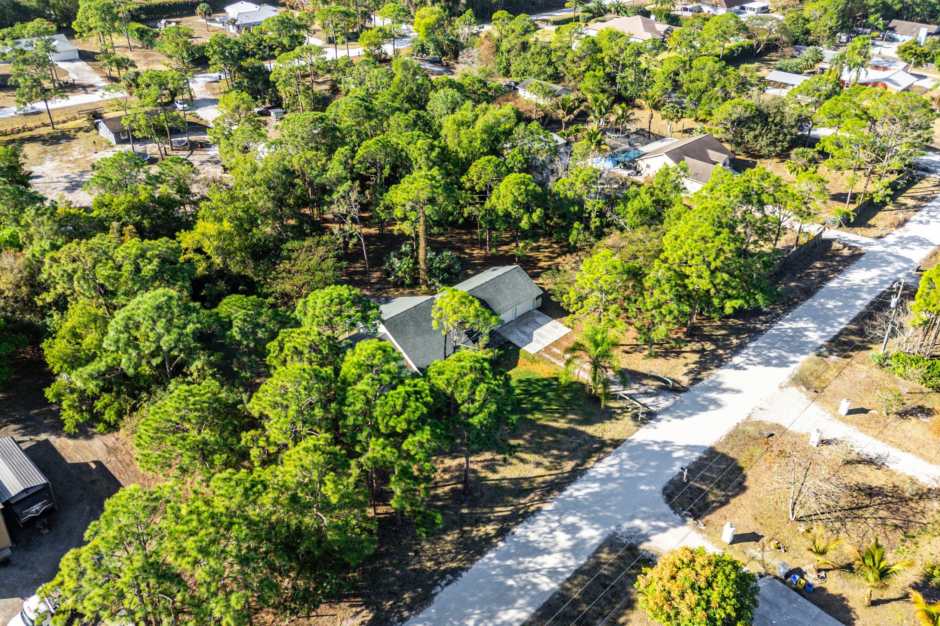 11-43-40~ N 237.9 FT OF S   3380.6 FT OF E 209.6 F - Residential