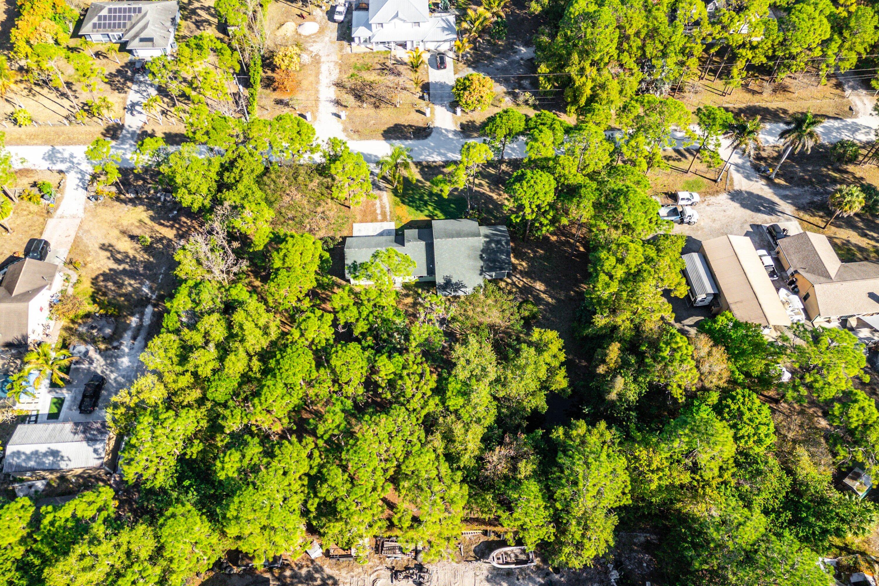 11-43-40~ N 237.9 FT OF S   3380.6 FT OF E 209.6 F - Residential