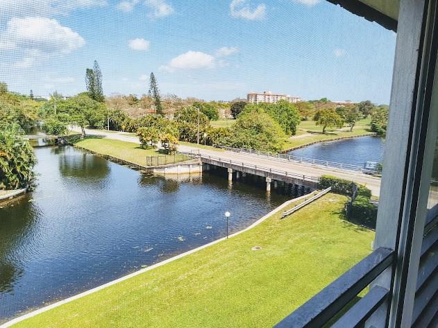 LAS VISTAS AIN INVERRARY - Residential