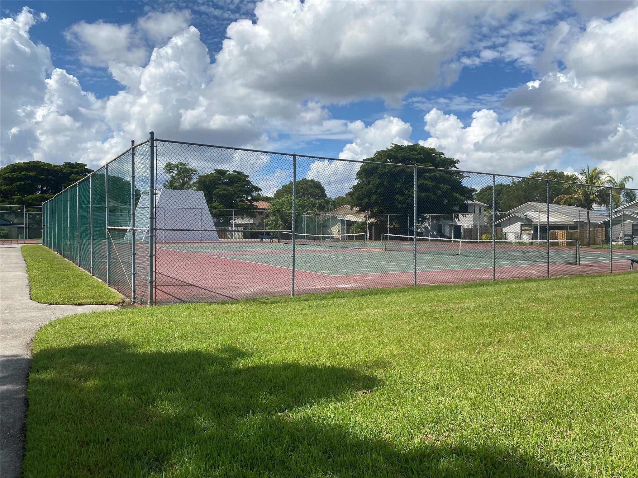 NEW RIVER ESTATES SEC 3 - Residential Lease