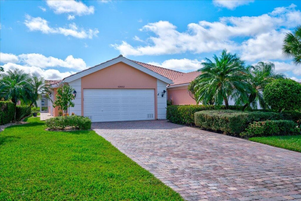 Photo of 10652 SW Hartwick Drive, Port Saint Lucie, FL 34987 (MLS # R10937456)