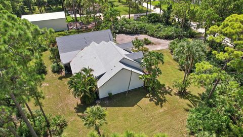 A home in Loxahatchee