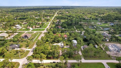 A home in Loxahatchee