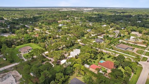 A home in Loxahatchee