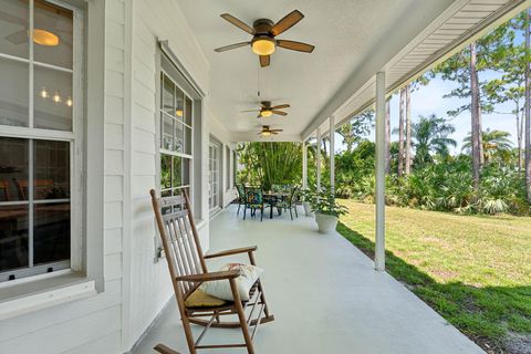 A home in Loxahatchee