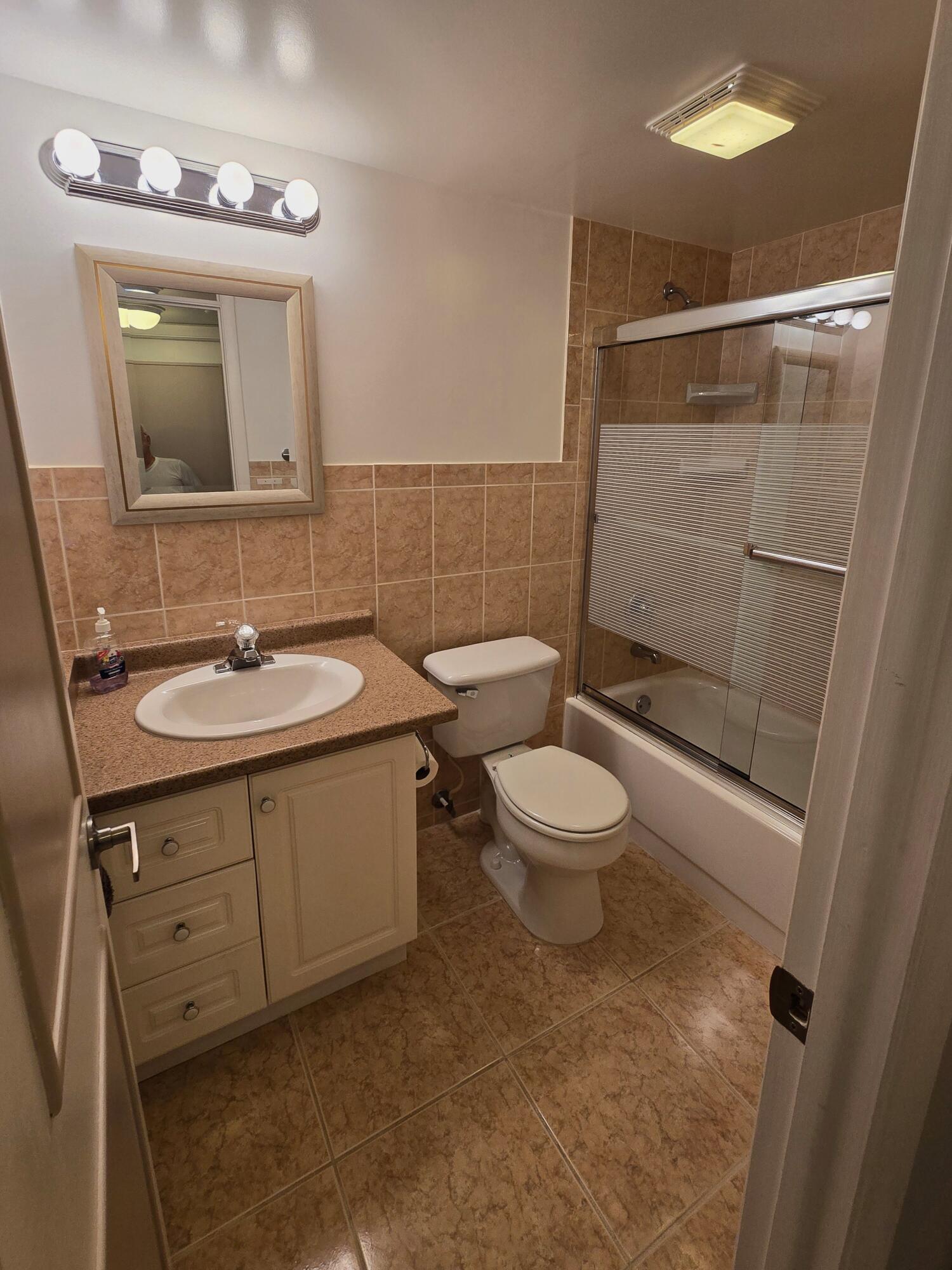 Sunrise Lakes 88 - Residential