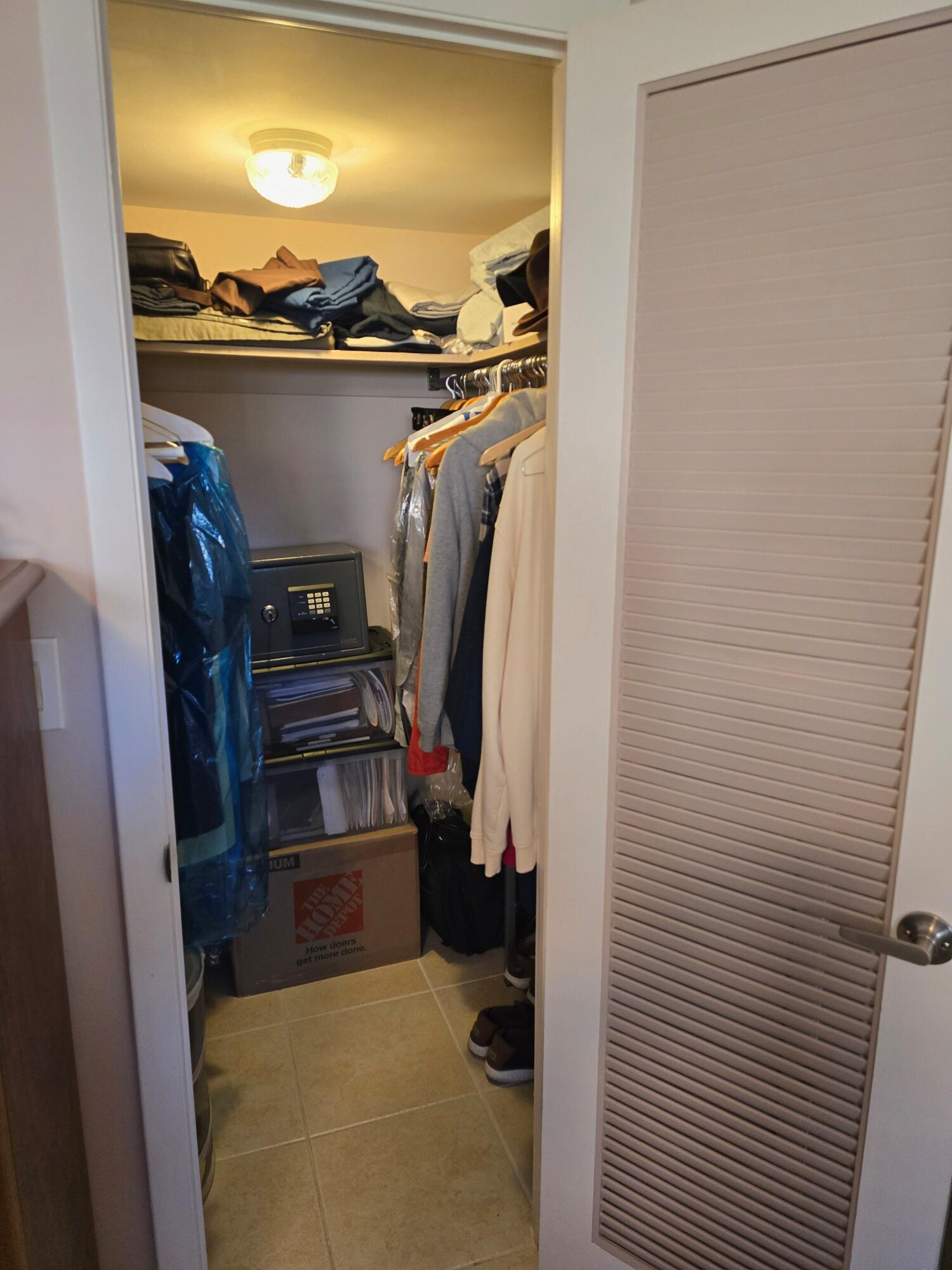 Sunrise Lakes 88 - Residential