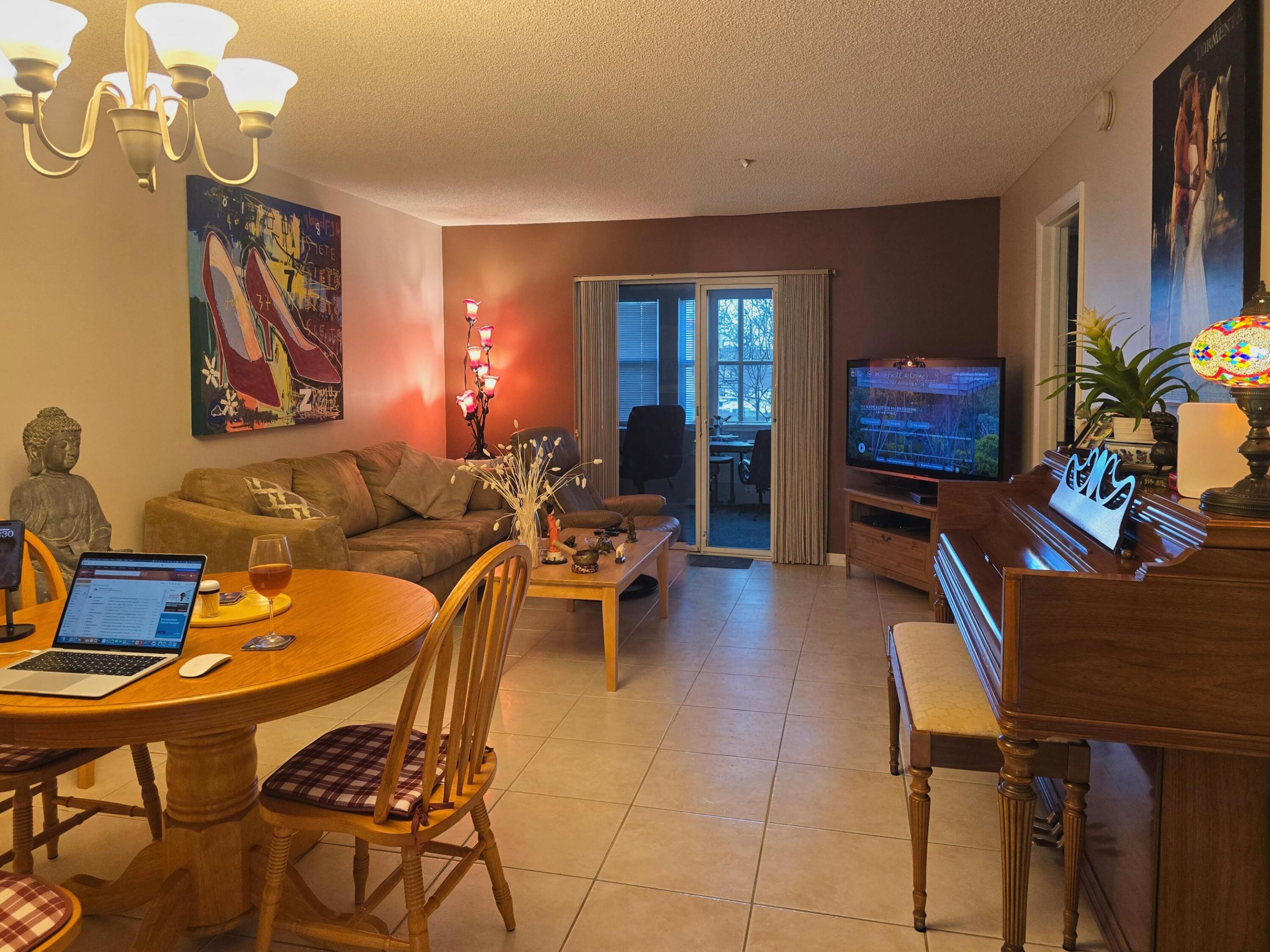 Sunrise Lakes 88 - Residential