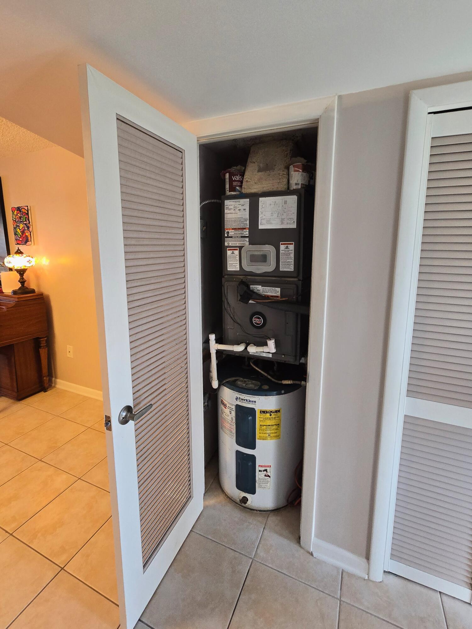 Sunrise Lakes 88 - Residential