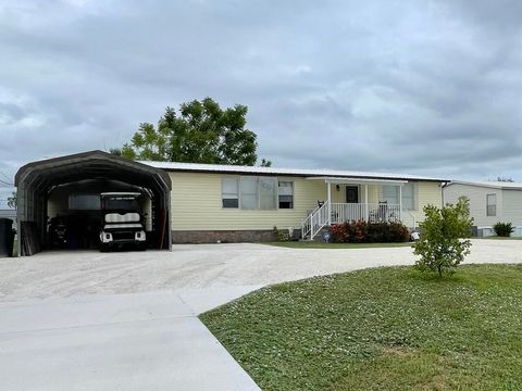 A home in Okeechobee