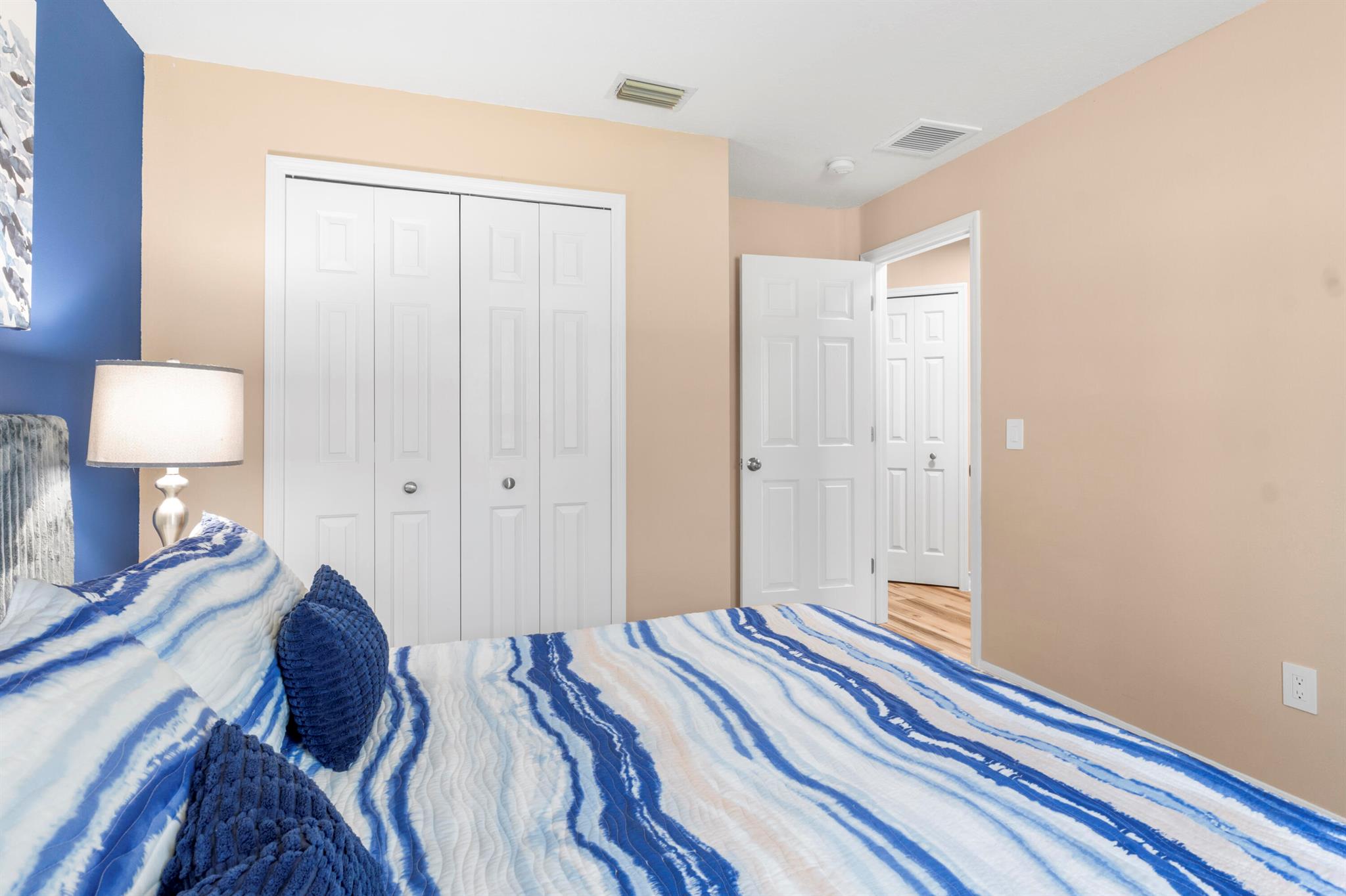 SEBASTIAN HIGHLANDS UNIT - Residential