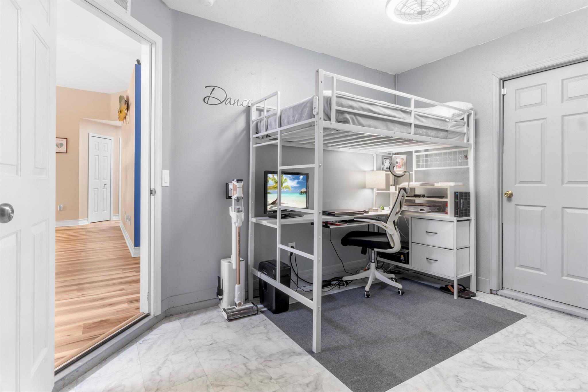 SEBASTIAN HIGHLANDS UNIT - Residential